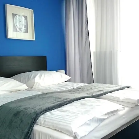 Dluga No 4 - Bed & Breakfast 3*