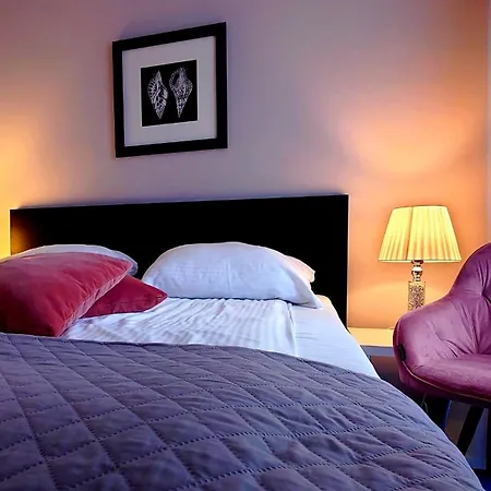 Dluga No 4 - Bed & Breakfast Gdyně