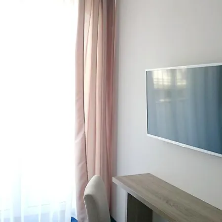 Dluga No 4 - Bed & Breakfast 3*