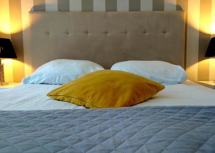 Dluga No 4 - Bed & Breakfast 3*