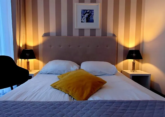 Dluga No 4 - Bed & Breakfast Gdynia