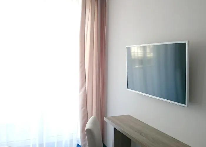 Dluga No 4 - Bed & Breakfast 3*